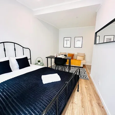 Mary Yellow - No 222 Rc - & Loft Apartment *